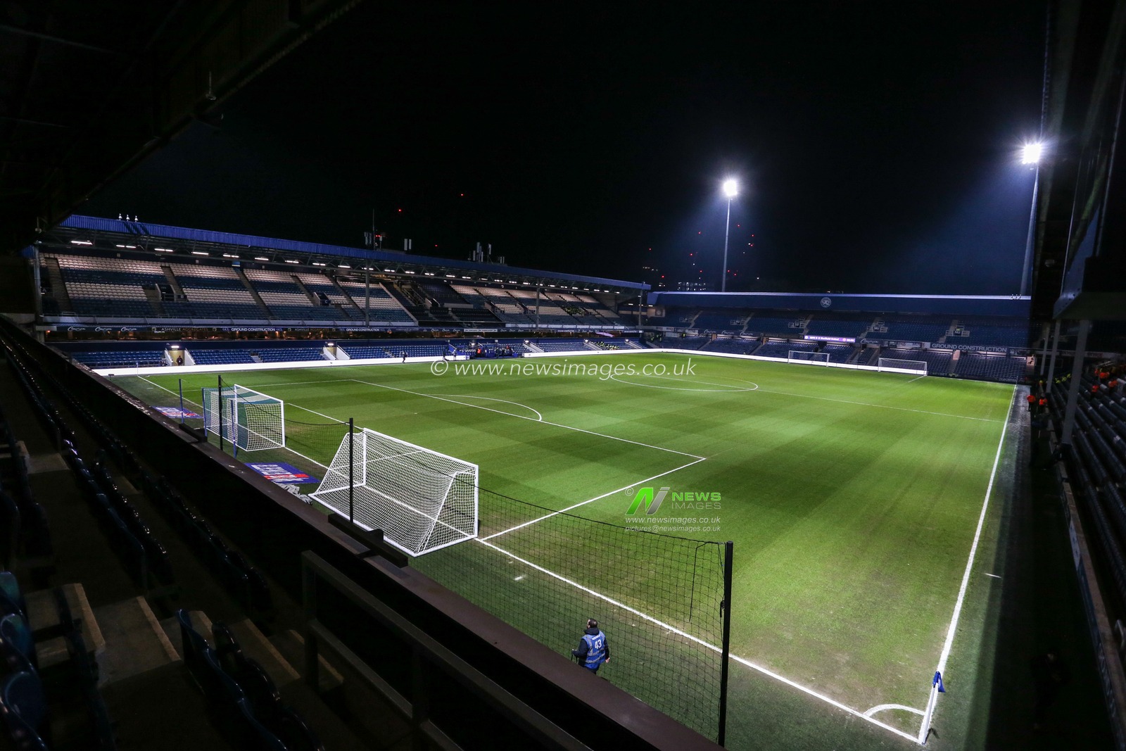 A general view of the stadium during the Sky Bet Championship match Queens Park Rangers vs Sheffield United at Kiyan Prince Foundation Stadium, London, United Kingdom, 2nd January 2023

(Photo by Arron Gent/News Images)