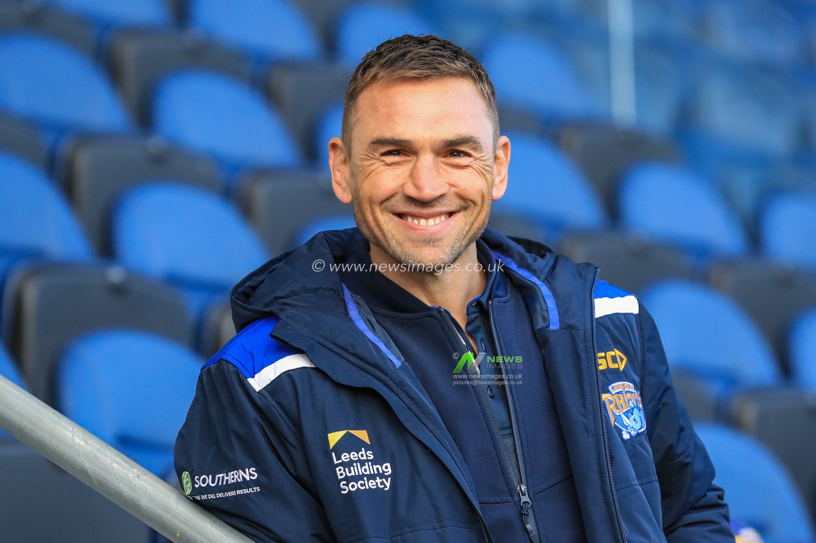 12th January 2020, Headingley Carnegie Stadium, Leeds, England; Jamie Jones-Buchanan, Rob Burrow Testimonial, Leeds Rhinos v Bradford Bulls : Kevin Sinfield of Leeds Rhinos full os smiles ahead of kick-off


Credit: Mark Cosgrove/News Images