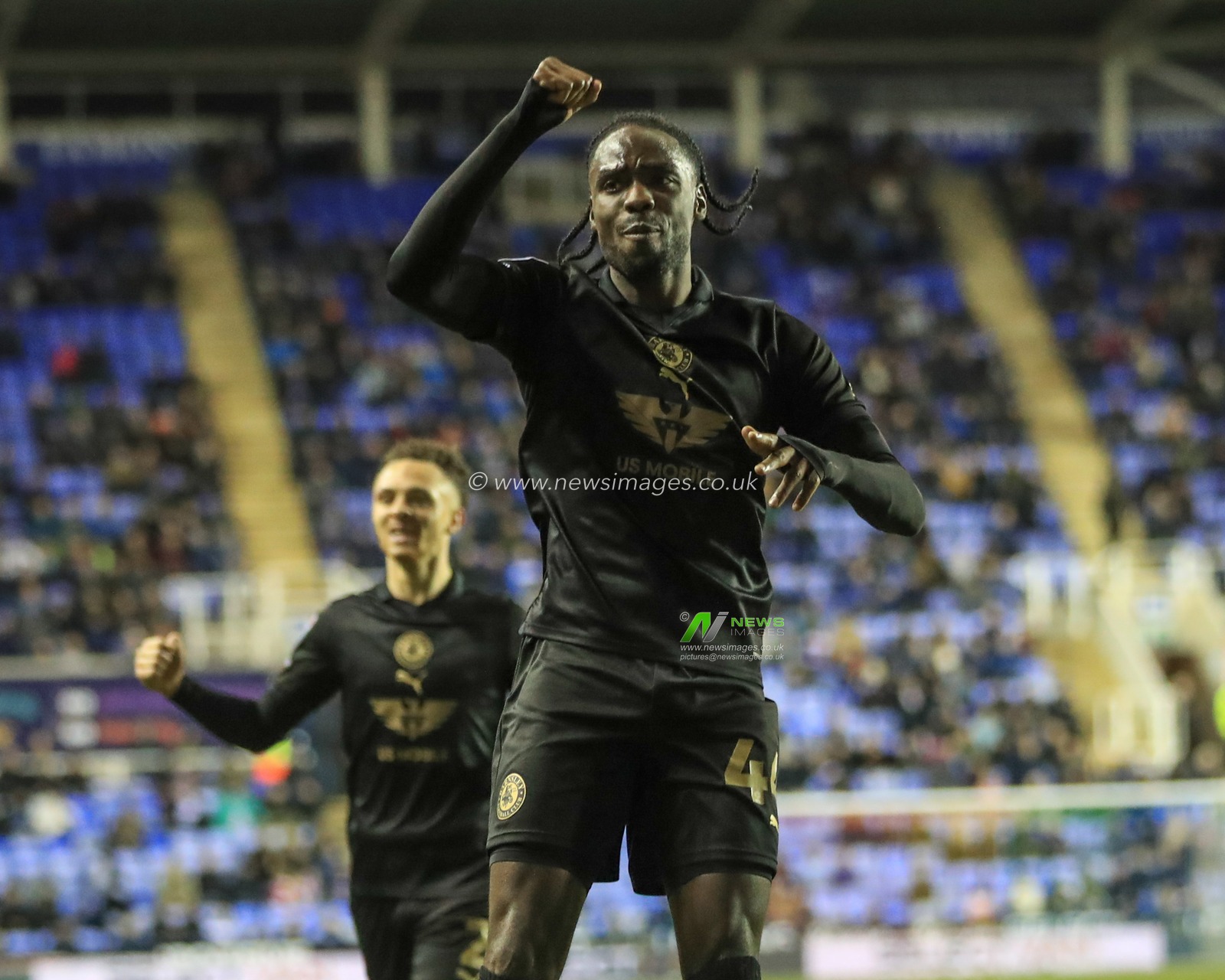 Devante Cole #44 of Barnsley celebrates his goal to make it 1-2 during the Sky Bet League 1 match Reading vs Barnsley at Select Car Leasing Stadium, Reading, United Kingdom, 9th December 2023

(Photo by Alfie Cosgrove/News Images)