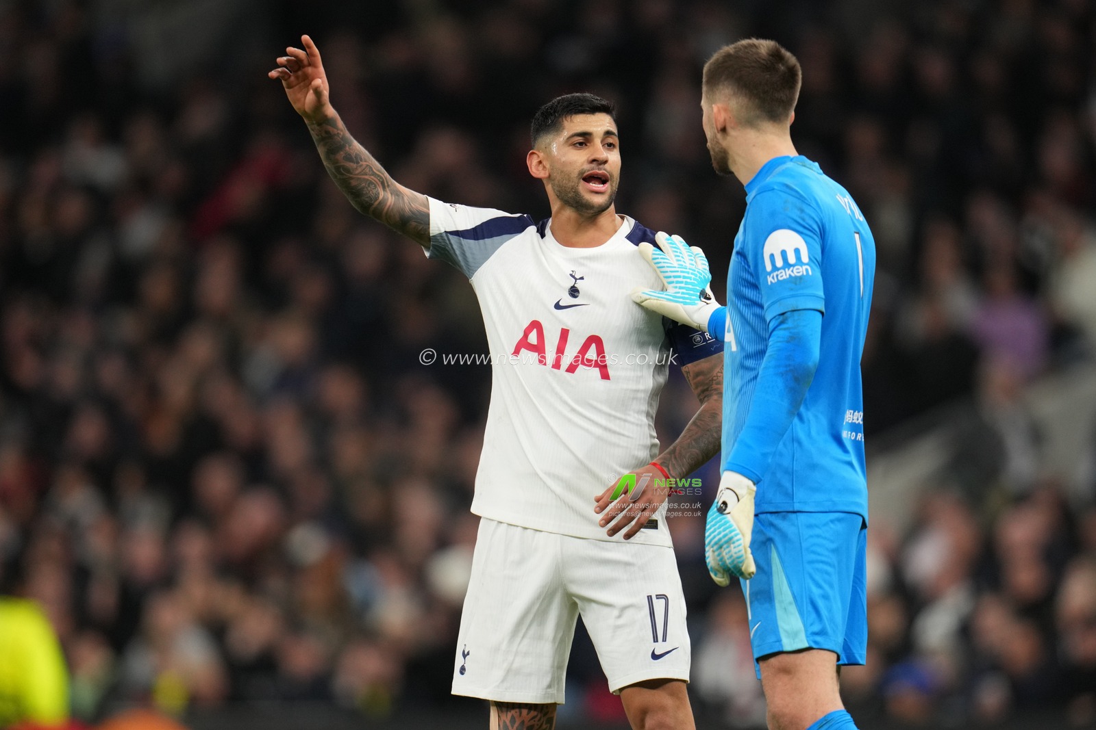 Cristian Romero of Tottenham Hotspur and Guglielmo Vicario of Tottenham Hotspur in discussion during the UEFA Champions League Matchday 6 of 8 Tottenham Hotspur vs Slavia Prague at Tottenham Hotspur Stadium, London, United Kingdom, 9th December 2025

(Photo by Harvey Murphy/News Images)

*** GER AUT SUI OUT ***