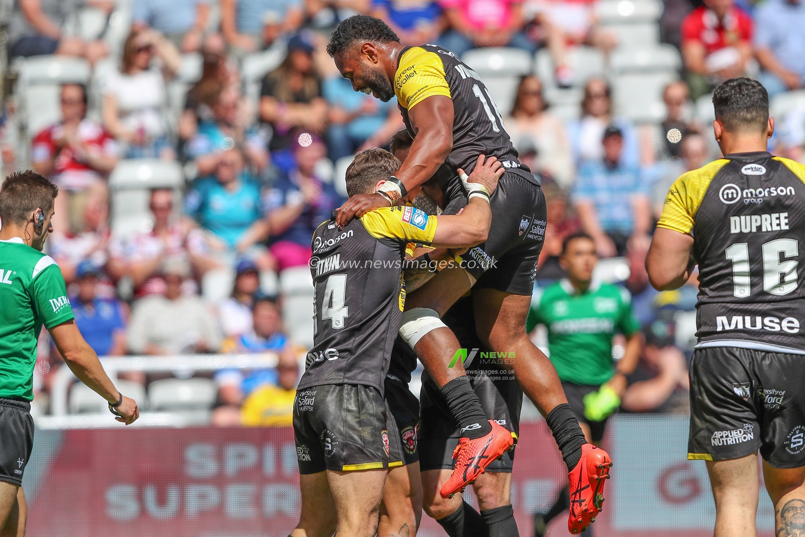 Ken Sio #2 of Salford Red Devils celebrates his try to make it 18-16 during the Betfred Super League Magic Weekend match Salford Red Devils vs Hull KR at St. James's Park, Newcastle, United Kingdom, 3rd June 2023

(Photo by Gareth Evans/News Images)