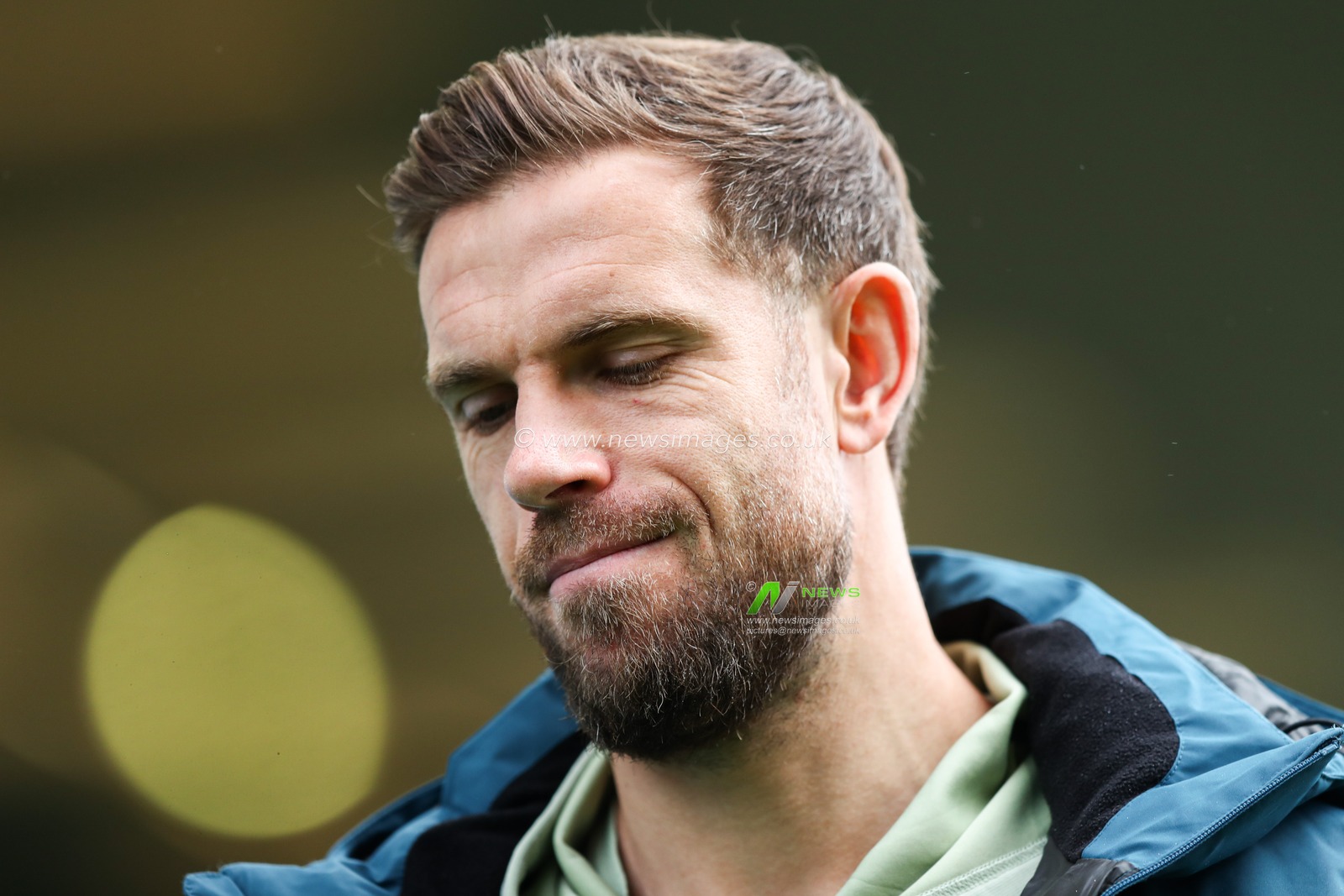 Jordan Henderson of Brentford arrives ahead of the Premier League match Burnley vs Brentford at Turf Moor, Burnley, United Kingdom on 28 February 2026

(Photo by Jorge Horsted/News Images)
