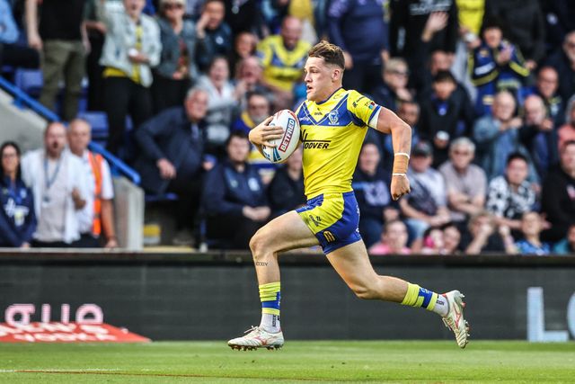 Josh Thewlis of Warrington Wolves scores a solo try during the Betfred Super League round 21 match Warrington Wolves vs Wigan Warriors at Halliwell Jones Stadium, Warrington, United Kingdom, 8th August 2025

(Photo by Alfie Cosgrove/News Images)