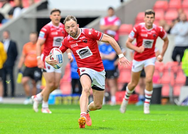 Ryan Brierley of Salford Red Devils breaks forwards during the Betfred Super League Round 16 match Salford Red Devils vs Hull FC at Salford Community Stadium, Eccles, United Kingdom, 7th July 2024

(Photo by Cody Froggatt/News Images)