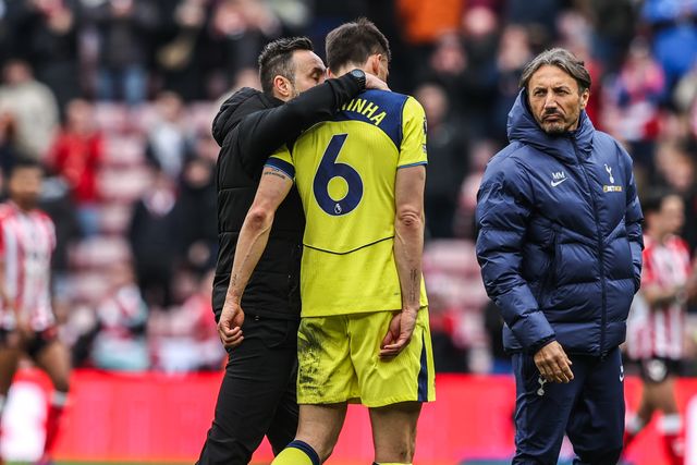 Roberto De Zerbi manager of Tottenham Hotspur embraces Joao Palhinha of Tottenham Hotspur after the game during the Premier League match Sunderland vs Tottenham Hotspur at Stadium Of Light, Sunderland, United Kingdom on 12 April 2026

(Photo by Alfie Cosgrove/News Images)