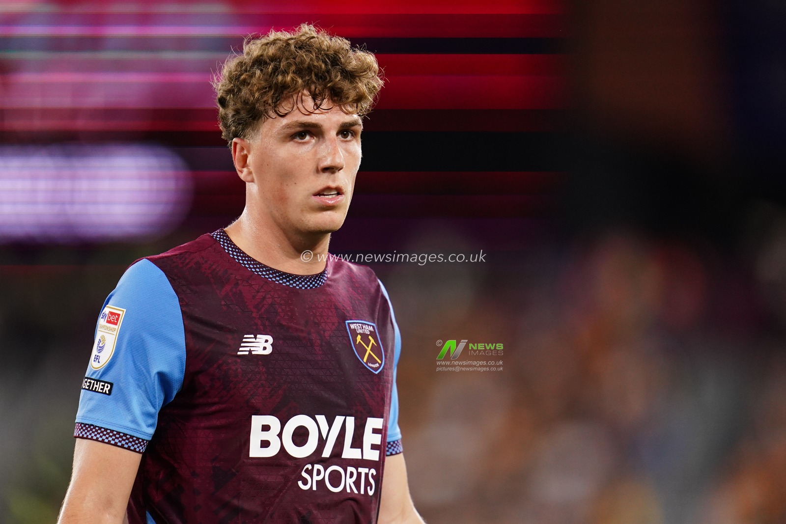 Arne Engels of West Ham United during the Sky Bet Championship match West Ham United vs Wolverhampton Wanderers at London Stadium, London, United Kingdom on 01 September 2026

(Photo by Harvey Murphy/News Images)