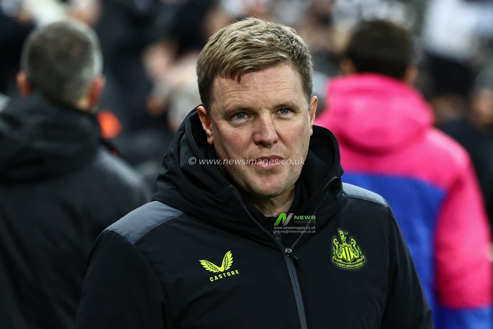 Eddie Howe manager of Newcastle United walks out for the start of the game during the UEFA Champions League match Newcastle United vs AC Milan at St. James's Park, Newcastle, United Kingdom, 13th December 2023

(Photo by Mark Cosgrove/News Images)