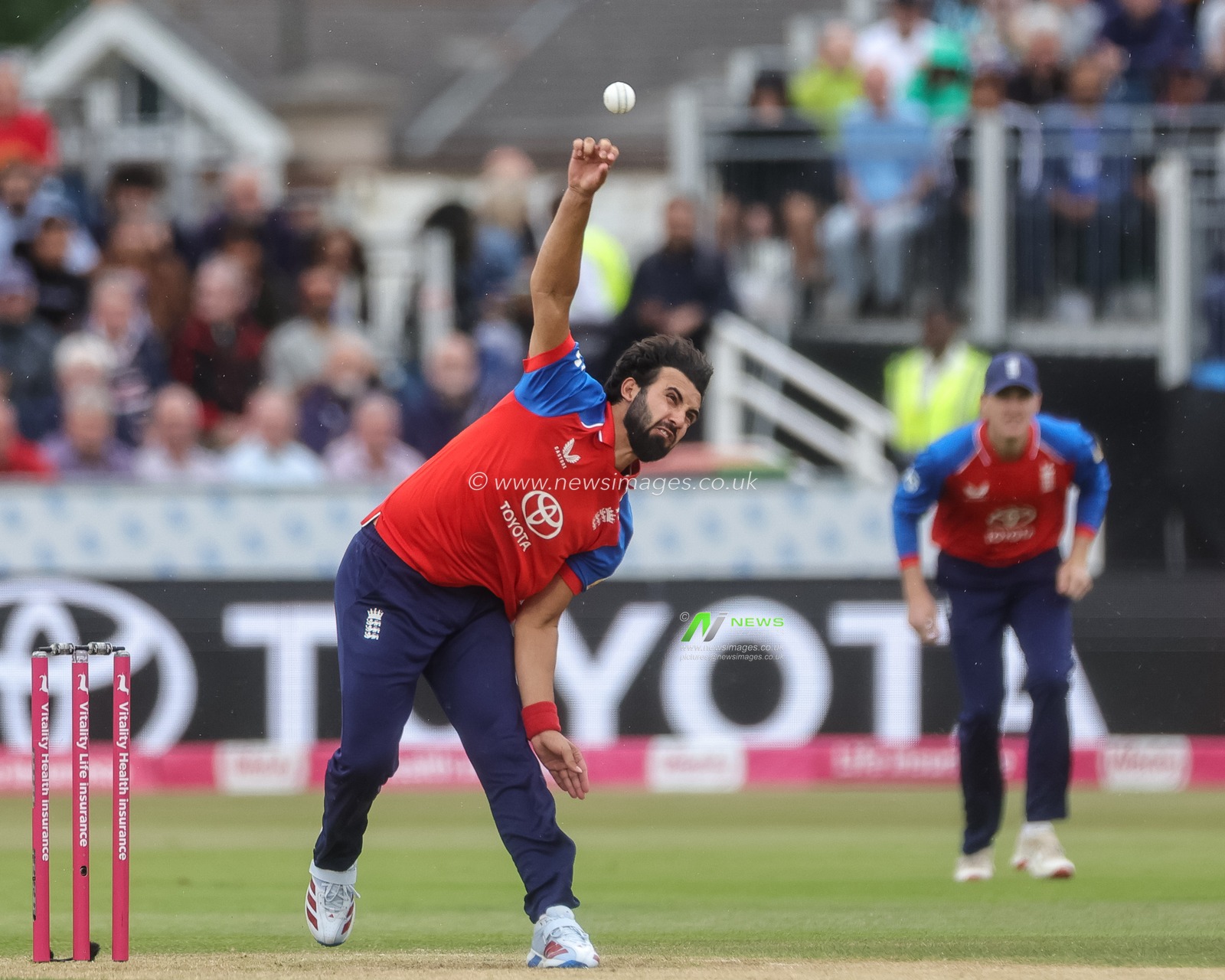 Saqib Mahmood of England delivers the ball during the First Vitality T20 International match England vs India at Banks Homes Riverside Stadium, Chester-le-street, United Kingdom on 01 July 2026

(Photo by Mark Cosgrove/News Images)