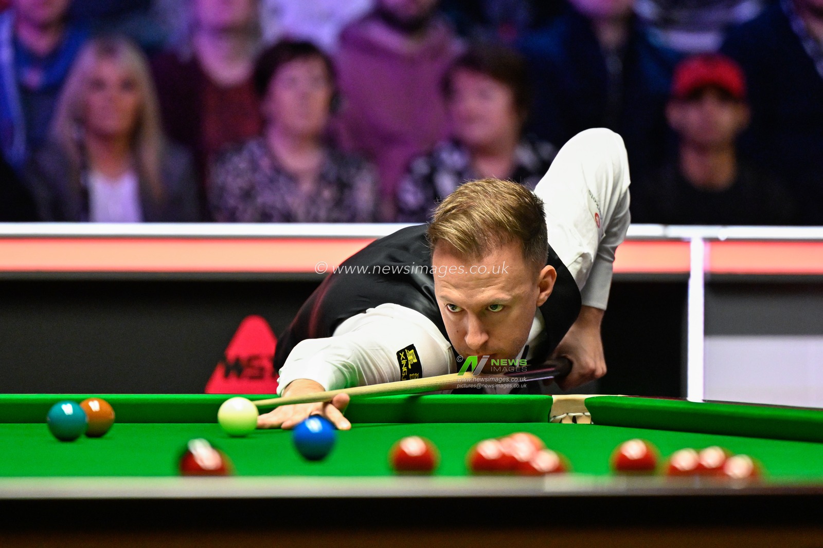 Judd Trump takes a shot, during the Johnstoneâ€™s Paint Tour Championship at Manchester Central, Manchester, United Kingdom, 4th April 2024

(Photo by Cody Froggatt/News Images)