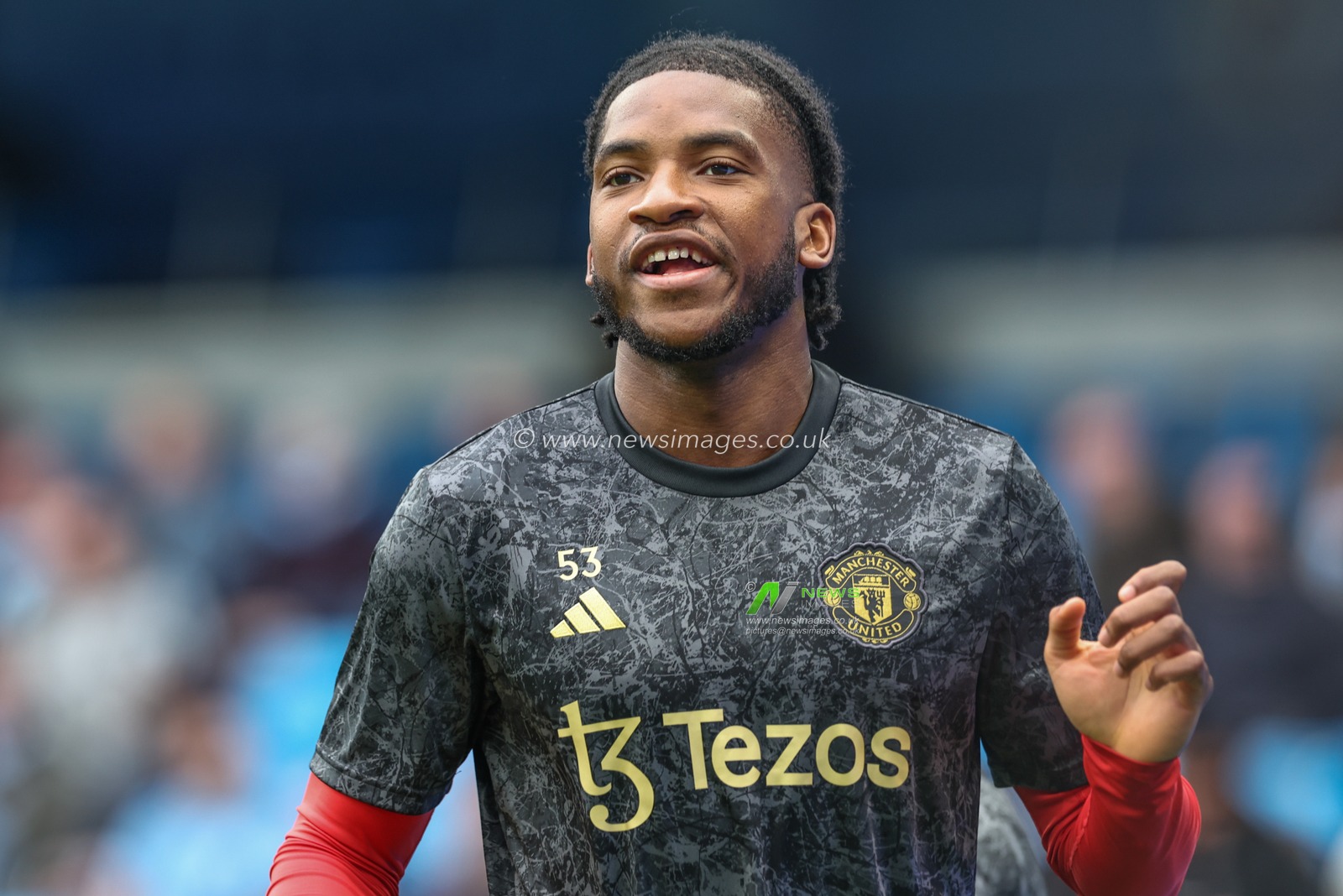 Willy Kambwala of Manchester United in the pregame warmup session during the Premier League match Manchester City vs Manchester United at Etihad Stadium, Manchester, United Kingdom, 3rd March 2024

(Photo by Mark Cosgrove/News Images)