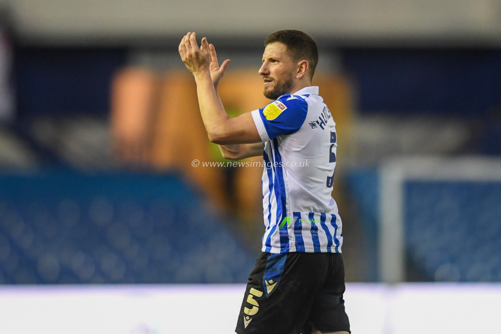 Sam Hutchinson #5 of Sheffield Wednesday applauds the home supporters at the end of the game after his side beat Ipswich Town 1-0