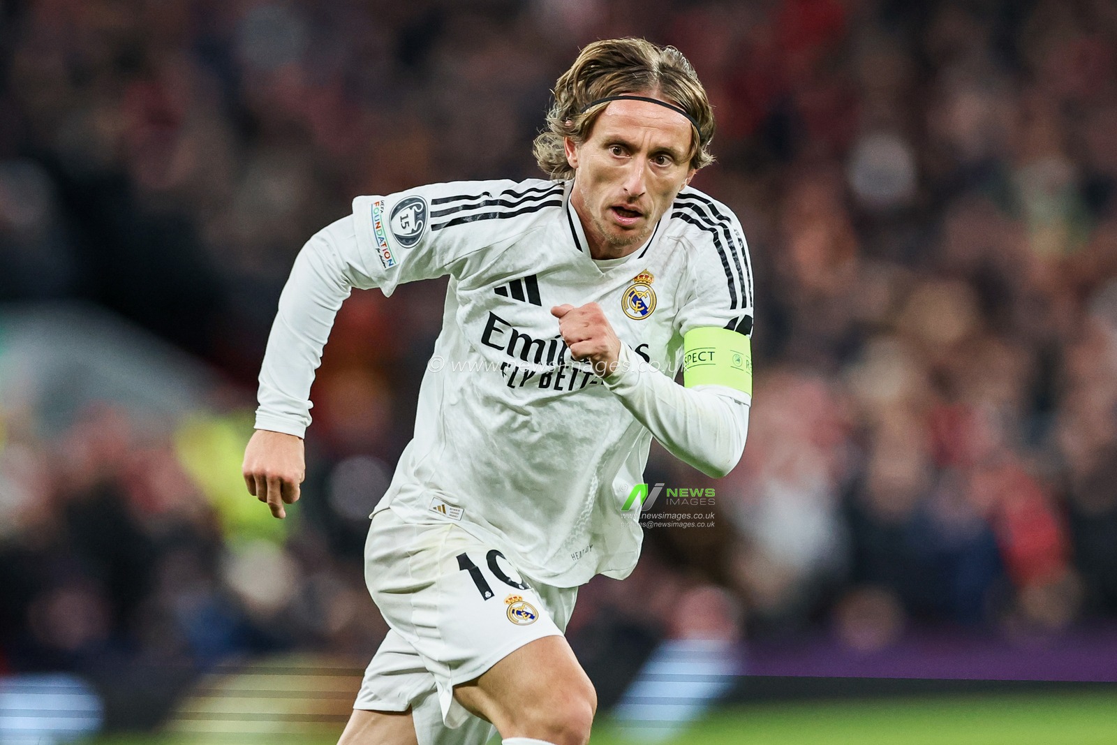 Luka ModriÄ‡ of Real Madrid in action during the UEFA Champions League, League Phase MD5 Liverpool v Real Madrid at Anfield, Liverpool, United Kingdom, 27th November 2024

(Photo by Mark Cosgrove/News Images)