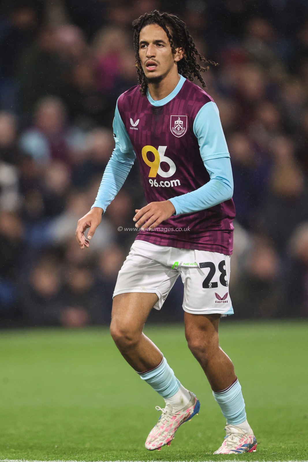 Hannibal Mejbri of Burnley during the Sky Bet Championship match Burnley vs Plymouth Argyle at Turf Moor, Burnley, United Kingdom, 1st October 2024

(Photo by Alfie Cosgrove/News Images)