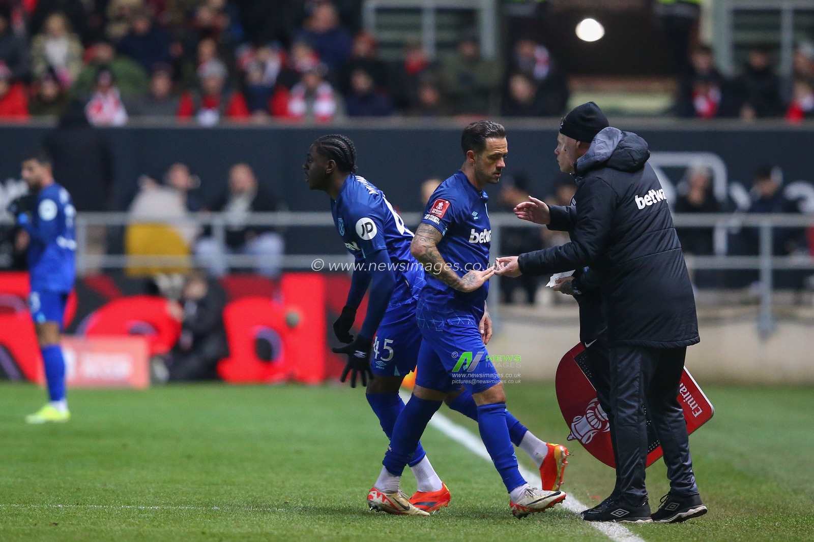 Danny Ings of West Ham United is substituted off during the Emirates FA Cup Third Round Replay match Bristol City vs West Ham United at Ashton Gate, Bristol, United Kingdom, 16th January 2024

(Photo by Gareth Evans/News Images)