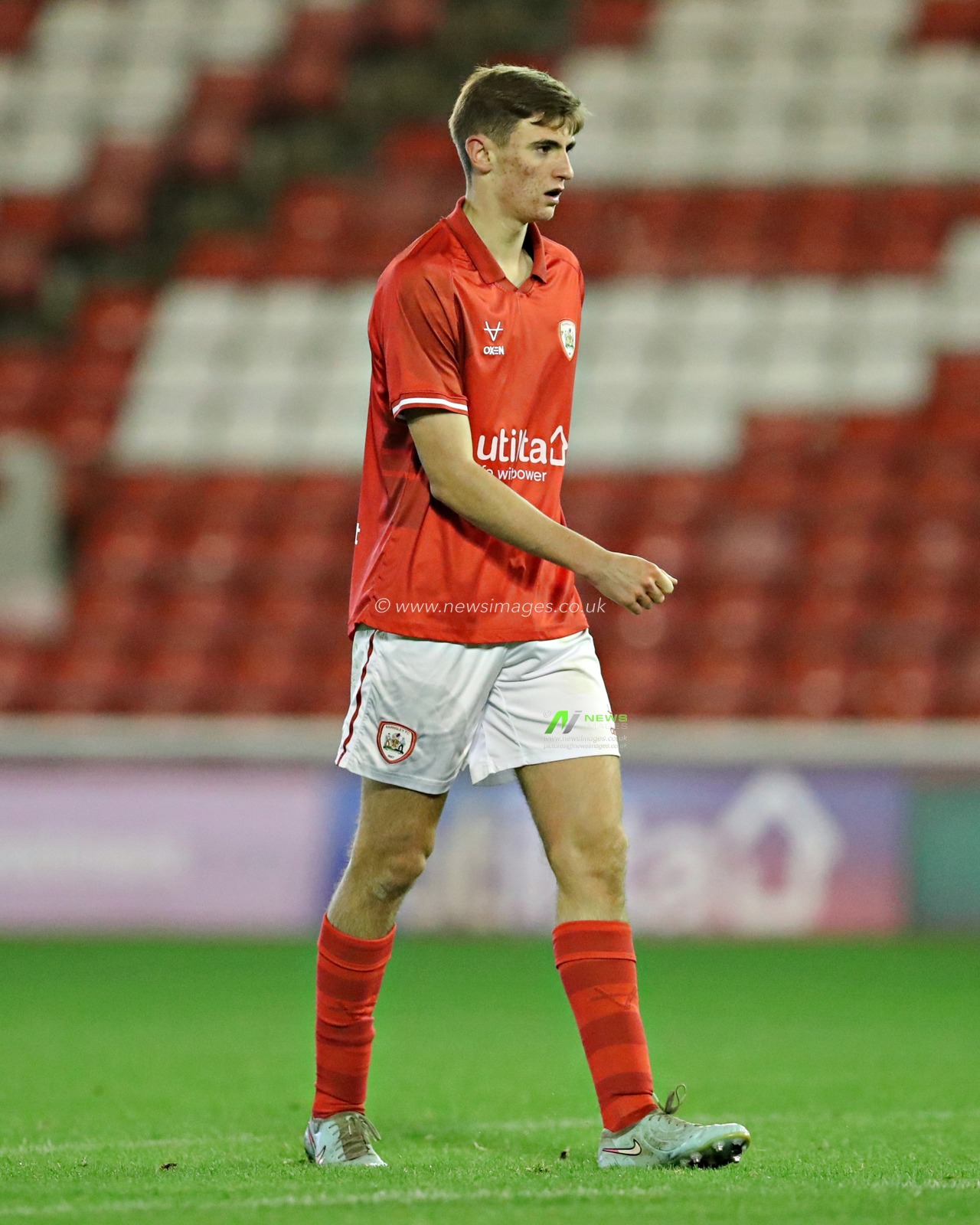 Arley Kay of Barnsley FC U18's during the FA Youth Cup U18’s round 2 match Barnsley vs Mansfield Town at Oakwell, Barnsley, United Kingdom, 17th November 2025(Photo by Sam Eaden/News Images)