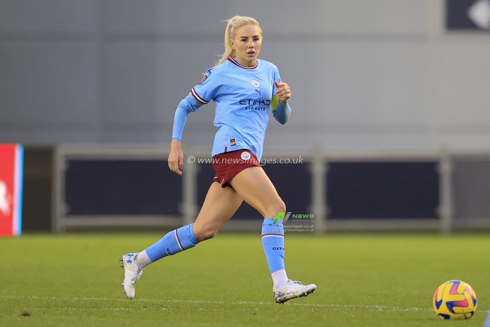 Alex Greenwood #5 of Manchester City in action during the FA Womens Continental League Cup match Manchester City Women vs Sunderland AFC Women at Etihad Campus, Manchester, United Kingdom, 27th November 2022

(Photo by Conor Molloy/News Images)