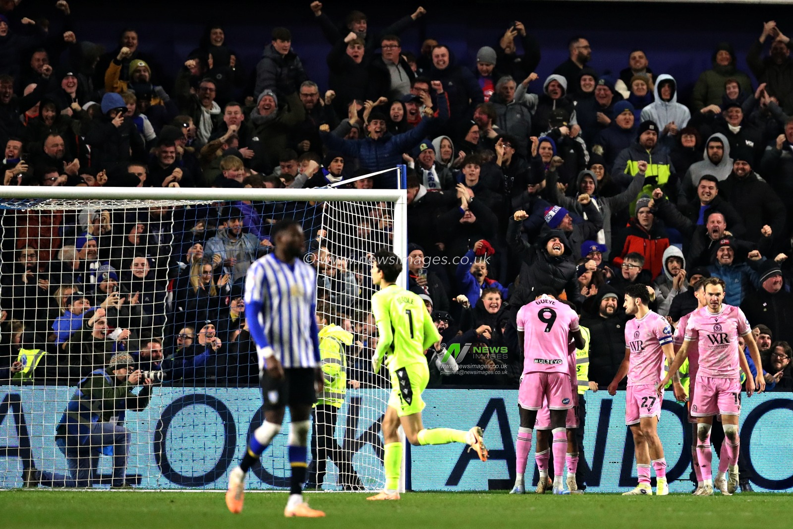 Blackburn celebrate their opening goal scored by Makhtar Gueye of Blackburn Rovers during the Sky Bet Championship match Sheffield Wednesday vs Blackburn Rovers at Hillsborough, Sheffield, United Kingdom, 10th December 2024

(Photo by Sam Eaden/News Images)
