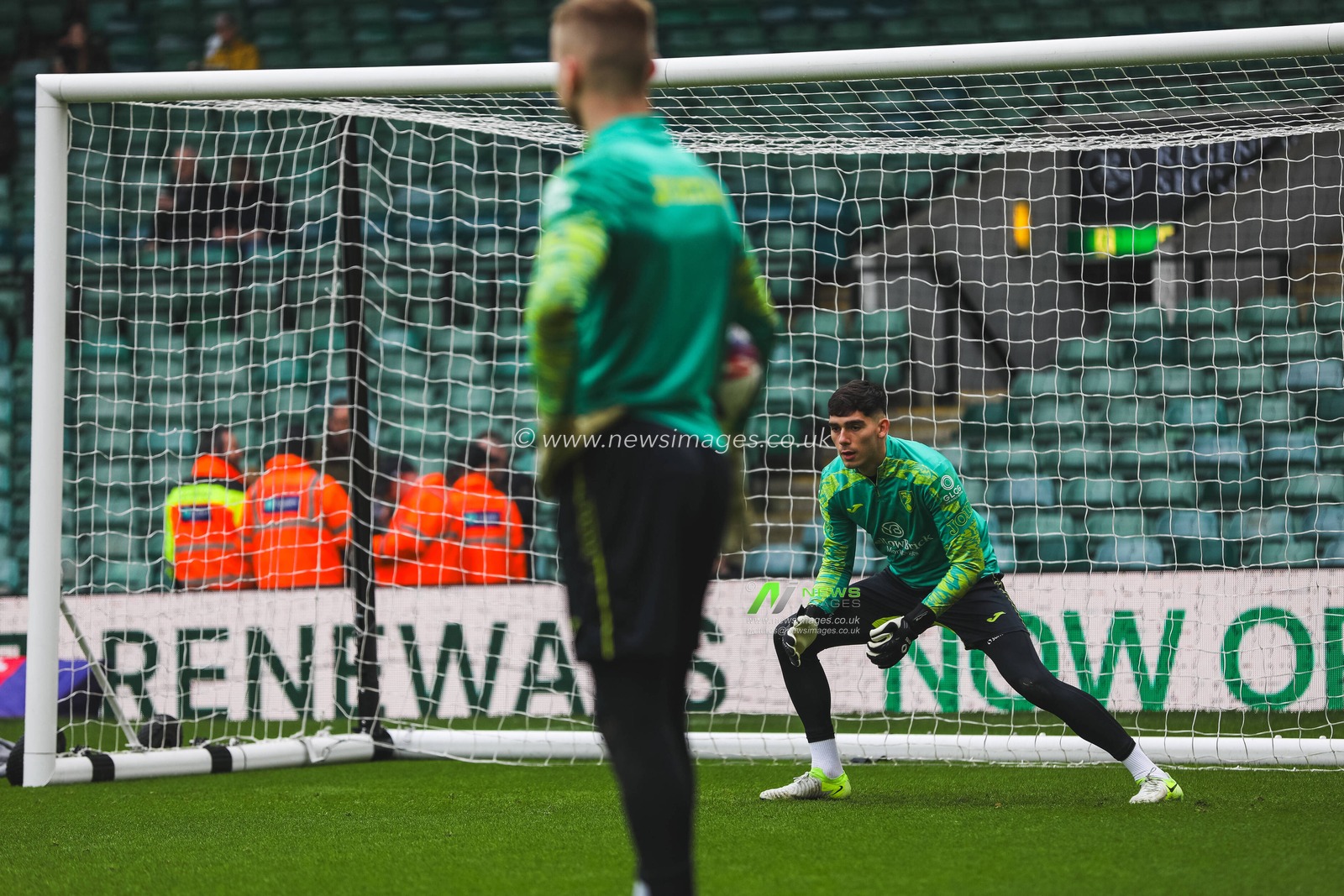 Pre-Match build up during the Sky Bet Championship match Norwich City vs Stoke City at Carrow Road, Norwich, United Kingdom, 22nd February 2025

(Photo by Craig Evans/News Images)