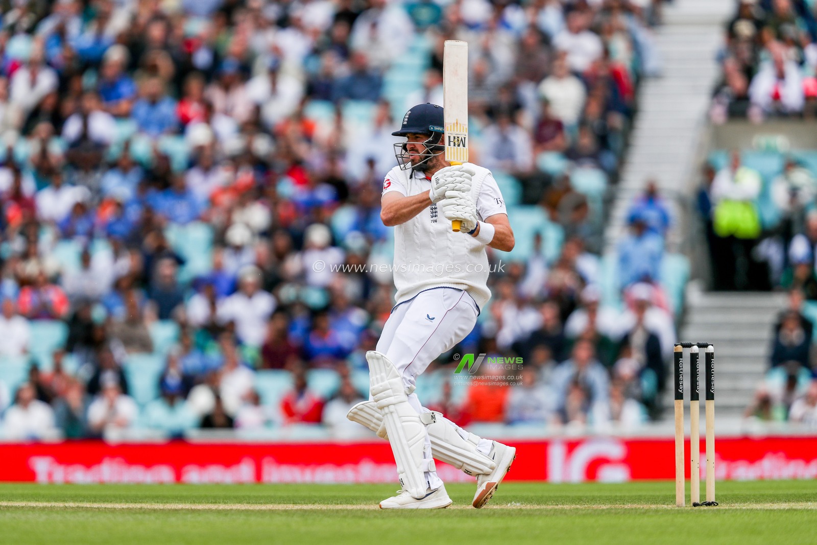Jamie Overton of England bats during the 5th Rothesay Test Match day 5 England v India at The Kia Oval, London, United Kingdom, 4th August 2025

(Photo by Izzy Poles/News Images)