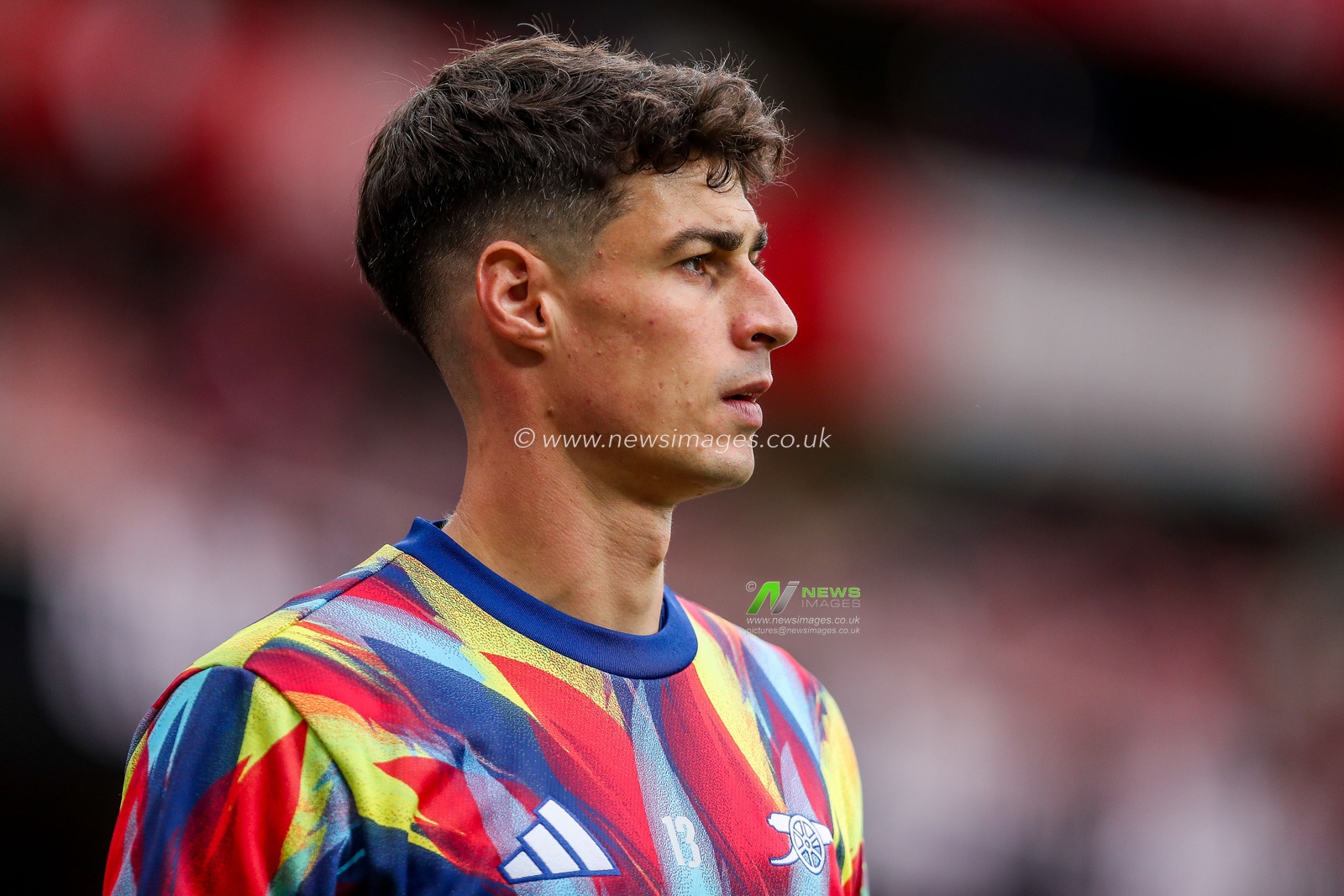 Kepa Arrizabalaga of Arsenal warms up prior to the Premier League match Arsenal vs Leeds United at Emirates Stadium, London, United Kingdom, 23rd August 2025

(Photo by Izzy Poles/News Images)