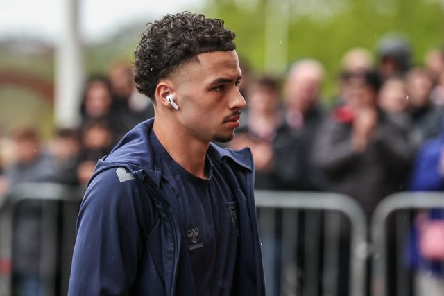 Chemsdine Talbi of Sunderland arrives during the Premier League match Sunderland vs Manchester United at Stadium Of Light, Sunderland, United Kingdom on 09 May 2026

(Photo by Alfie Cosgrove/News Images)