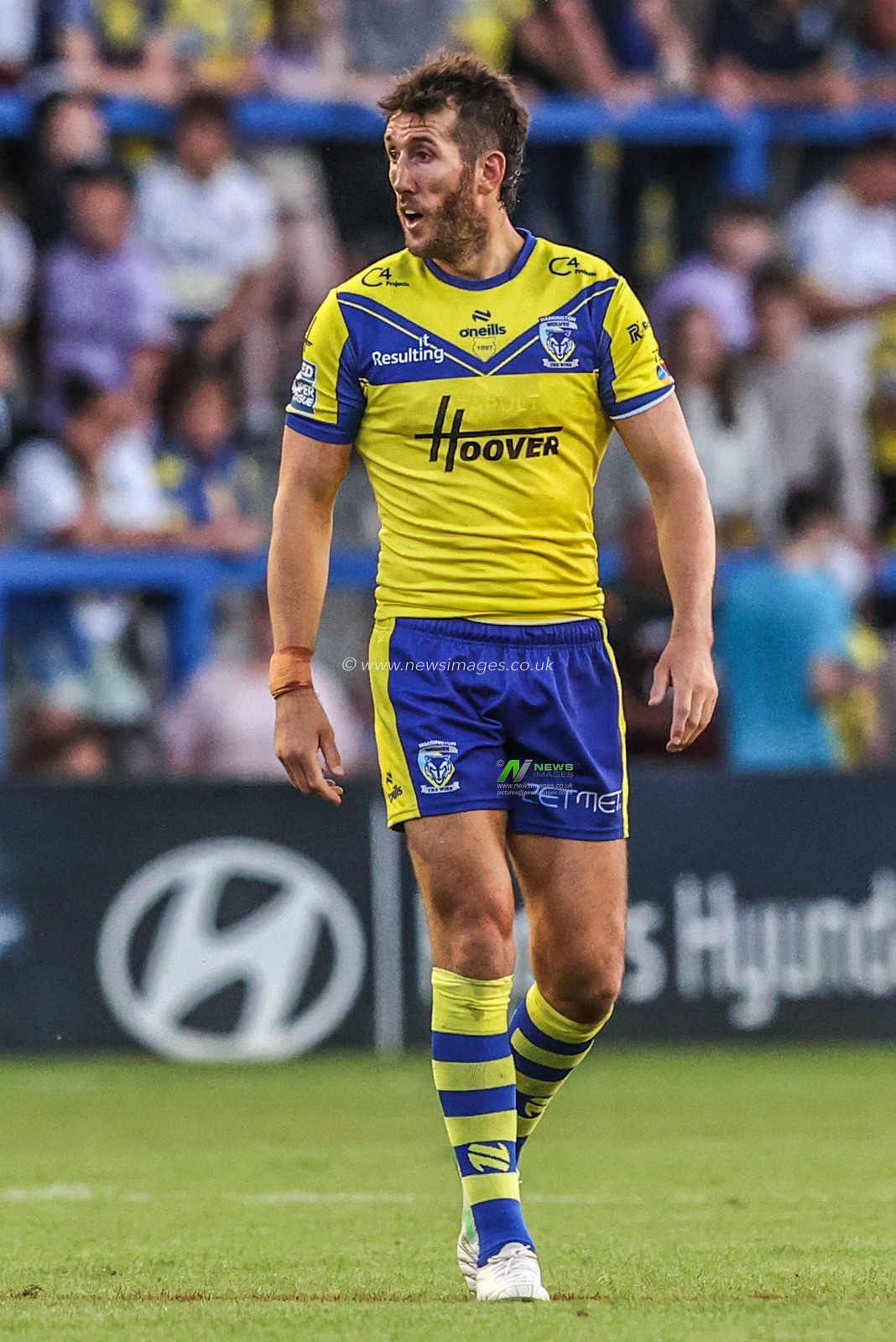 Stefan Ratchford of Warrington Wolves during the Betfred Super League Round 22 match Warrington Wolves vs Catalans Dragons at Halliwell Jones Stadium, Warrington, United Kingdom, 14th August 2025

(Photo by Alfie Cosgrove/News Images)