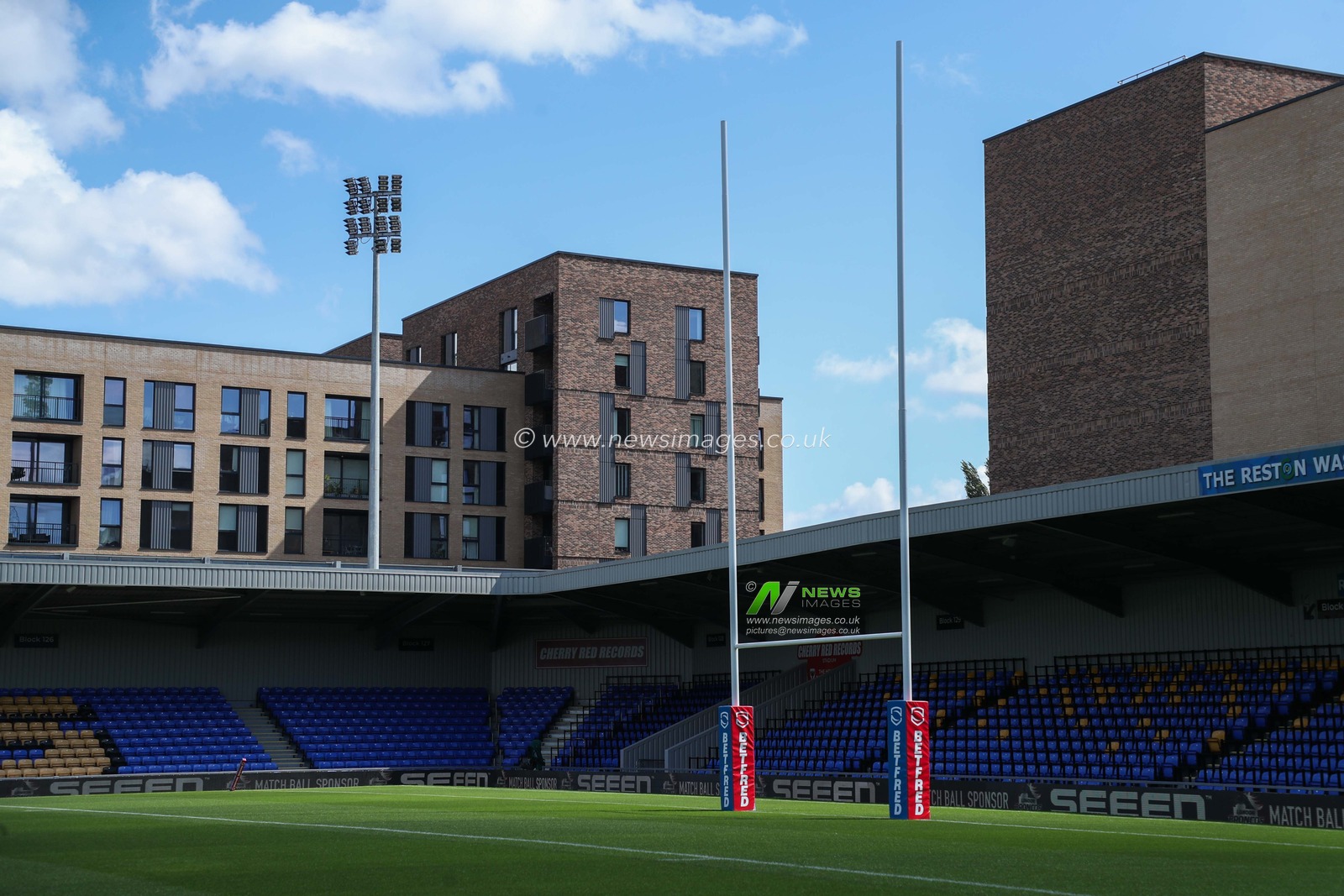 A general view of The Cherry Red Records Stadium prior to the Betfred Super League Round 23 match London Broncos vs Leigh Leopards at Plough Lane, Wimbledon, United Kingdom, 25th August 2024

(Photo by Izzy Poles/News Images)
