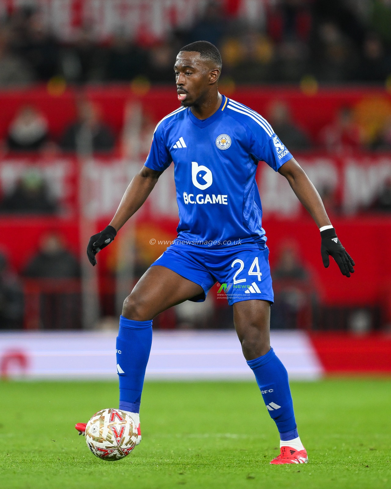 Boubakary SoumarÃ© of Leicester City in action with the ball during the Emirates FA Cup Fourth Round match Manchester United vs Leicester City at Old Trafford, Manchester, United Kingdom, 7th February 2025

(Photo by Craig Thomas/News Images)