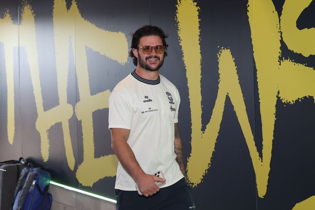 James Bentley of Warrington Wolves arrives during the Betfred Super League round 16 match Warrington Wolves vs Catalans Dragons at The Halliwell Jones Stadium, Warrington, United Kingdom on 25 June 2026

(Photo by Alfie Cosgrove/News Images)