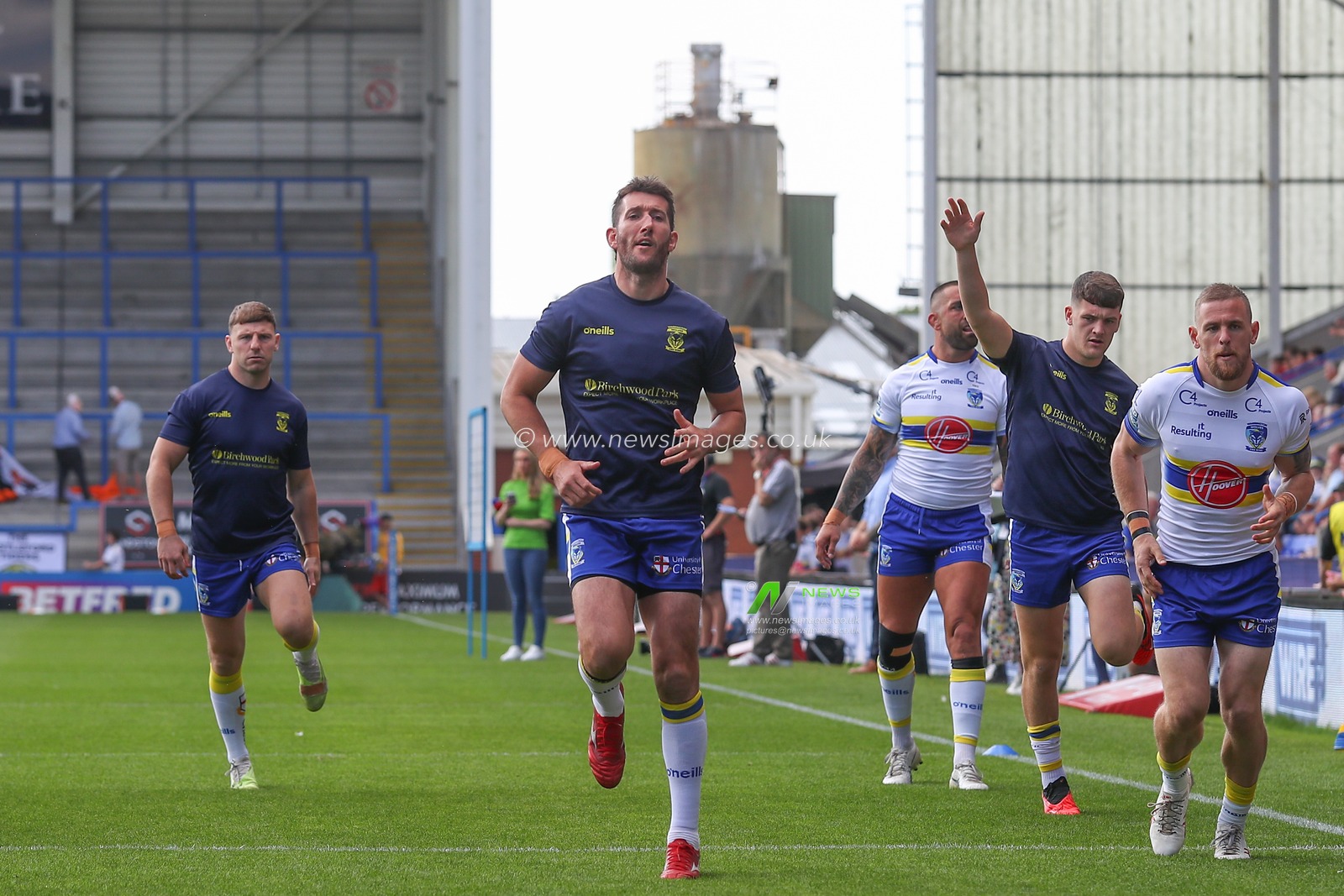 Stefan Ratchford #4 of Warrington Wolves during the pre-game warm up ahead of the Betfred Super League Round 24 match Warrington Wolves vs Castleford Tigers at Halliwell Jones Stadium, Warrington, United Kingdom, 2nd September 2023

(Photo by Gareth Evans/News Images)