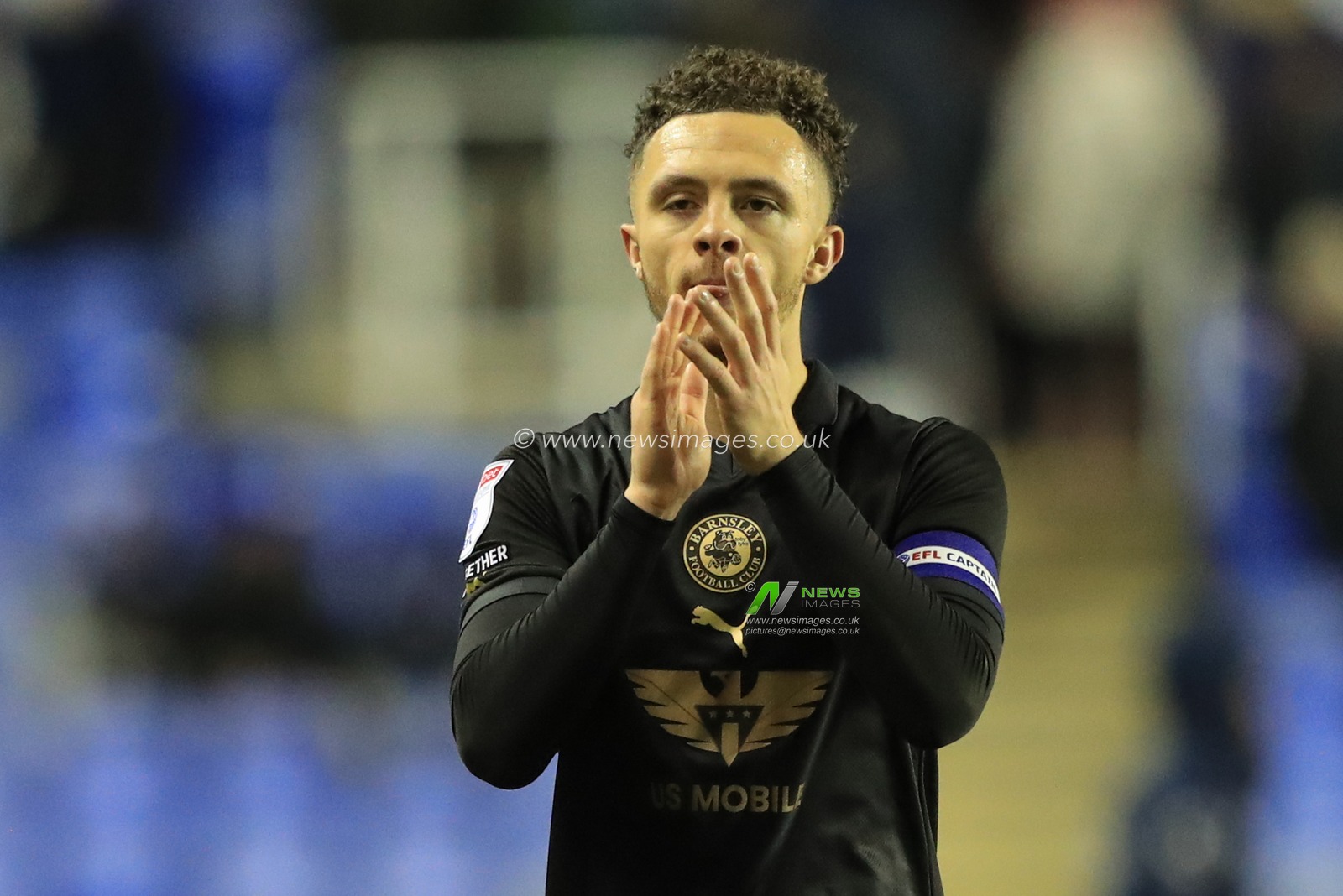 Jordan Williams #2 of Barnsley applauds the travelling fans after a 1-3 win during the Sky Bet League 1 match Reading vs Barnsley at Select Car Leasing Stadium, Reading, United Kingdom, 9th December 2023

(Photo by Alfie Cosgrove/News Images)