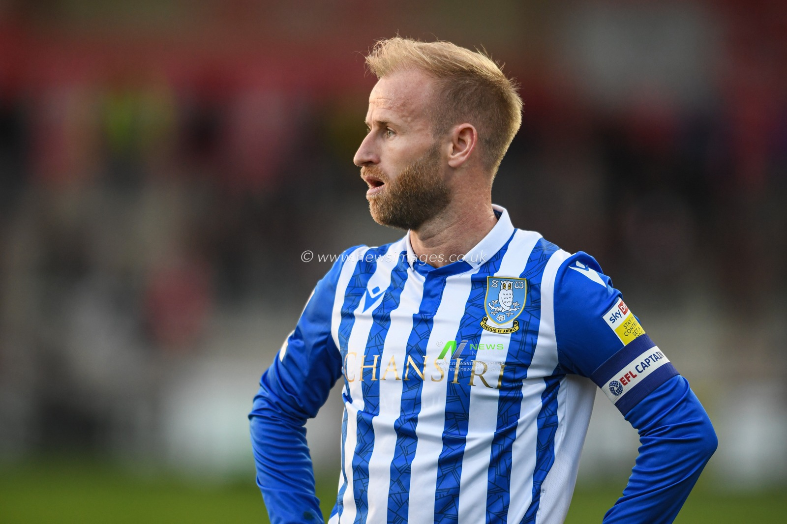 Barry Bannan #10 of Sheffield Wednesday in action during the game