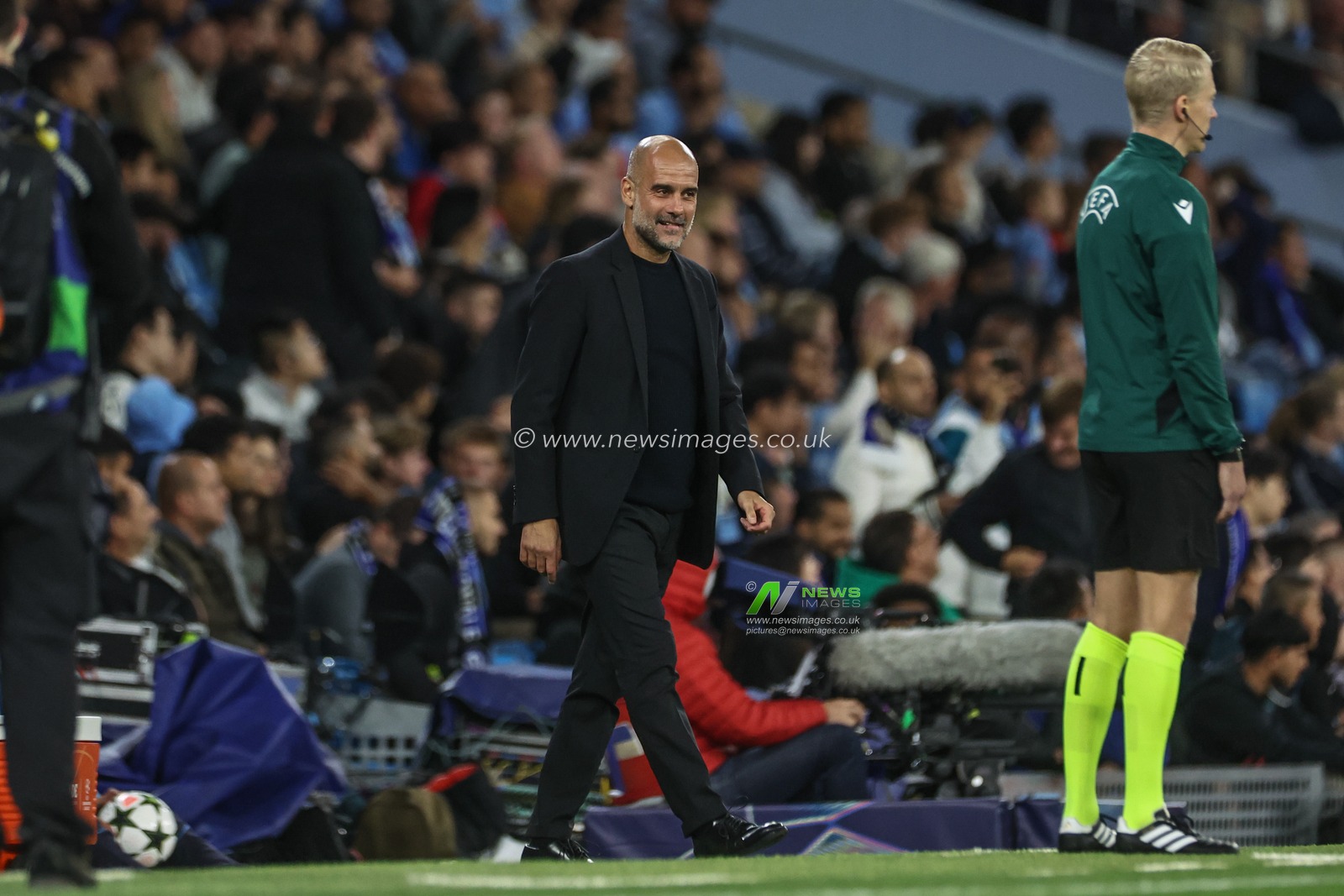 Pep Guardiola manager of Manchester City reacts at full time during the UEFA Champions League league stage match Manchester City vs Inter Milan at Etihad Stadium, Manchester, United Kingdom, 18th September 2024

(Photo by Mark Cosgrove/News Images)