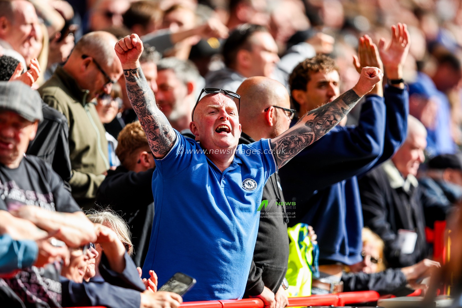 Chelsea fans celebrate during the Premier League match Nottingham Forest vs Chelsea at City Ground, Nottingham, United Kingdom, 25th May 2025

(Photo by Izzy Poles/News Images)