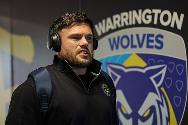Joe Philbin of Warrington Wolves arrives during the Betfred Super League round 9 match Warrington Wolves vs Wigan Warriors at The Halliwell Jones Stadium, Warrington, United Kingdom on 24 April 2026

(Photo by Mark Cosgrove/News Images)