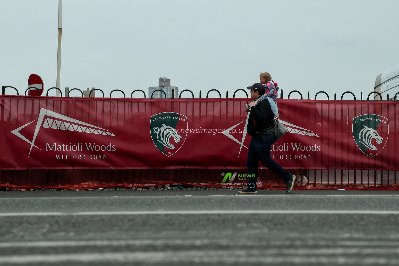 Fans arrive at Mattioli Woods Welford Road Stadium prior to the 2025 Guinness Womenâ€™s 6 Nations match England vs Scotland at Mattioli Woods Welford Road Stadium, Leicester, United Kingdom, 19th April 2025

(Photo by Izzy Poles/News Images)