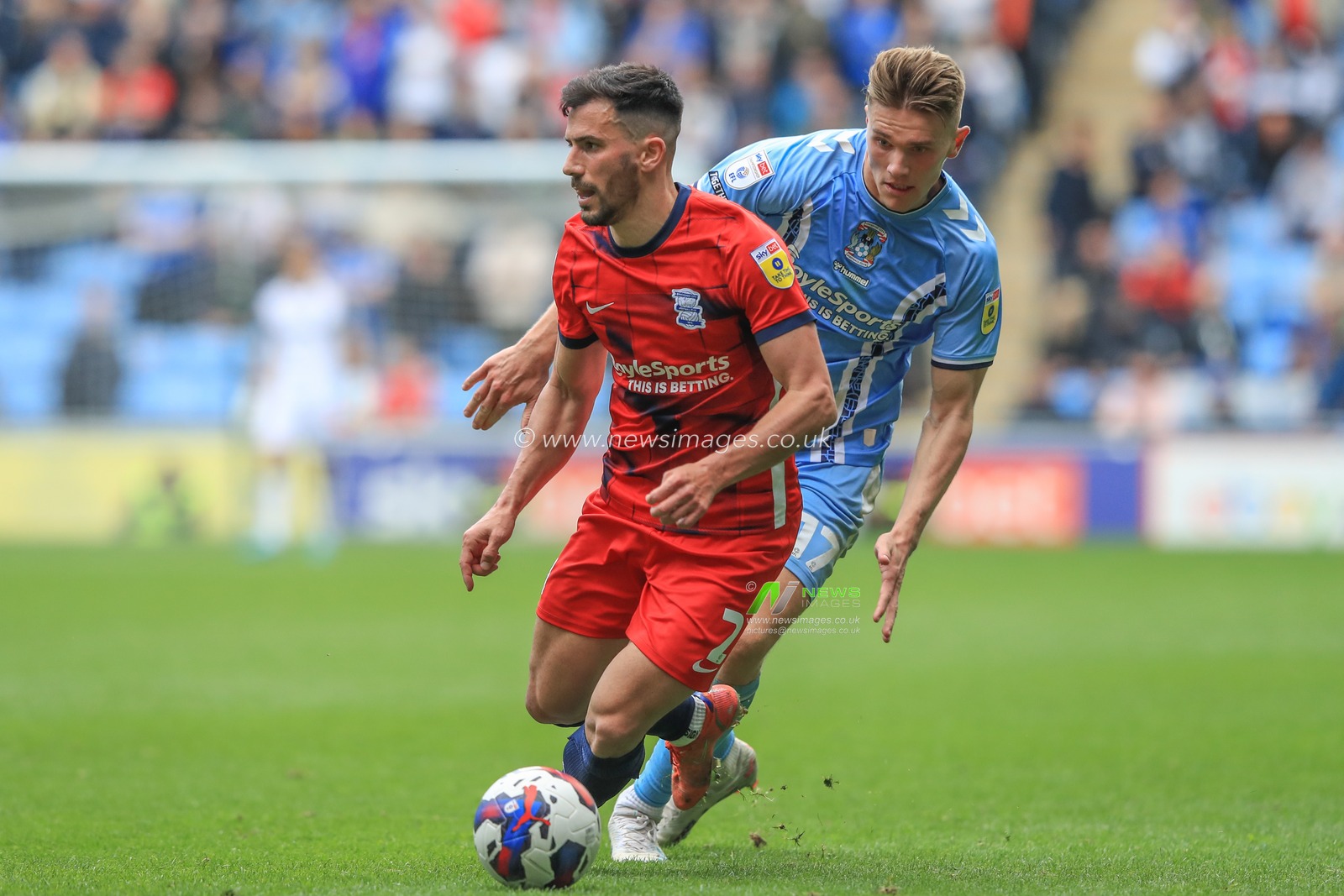Maxime Colin #2 of Birmingham City holds the ball as Viktor GyÃ¶keres #17 of Coventry City pressures during the Sky Bet Championship match Coventry City vs Birmingham City at Coventry Building Society Arena, Coventry, United Kingdom, 29th April 2023

(Photo by Alfie Cosgrove/News Images)