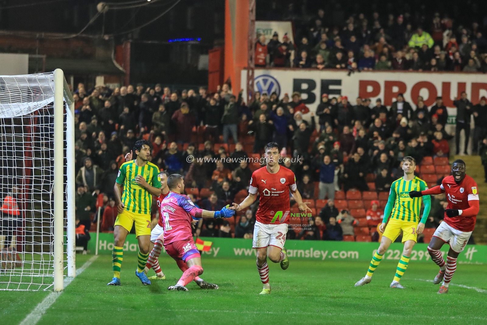26th December 2019, Oakwell, Barnsley, England; Sky Bet Championship, Barnsley v West Bromwich Albion : Aapo Halme (24) of Barnsley celebrates his goal to make it 1-1

Credit: Mark Cosgrove/News Images