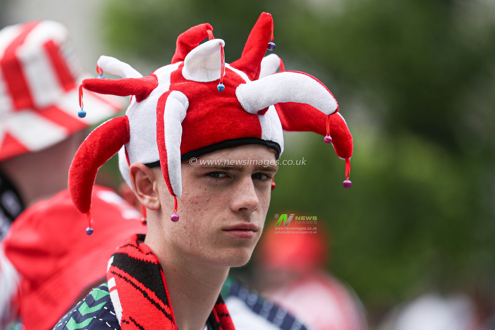 Sunderland fan wearing a hat arrives at stadium ahead of the Sky Bet Championship Playoff Final match Sheffield United vs Sunderland at Wembley Stadium, London, United Kingdom, 24th May 2025

(Photo by Izzy Poles/News Images)