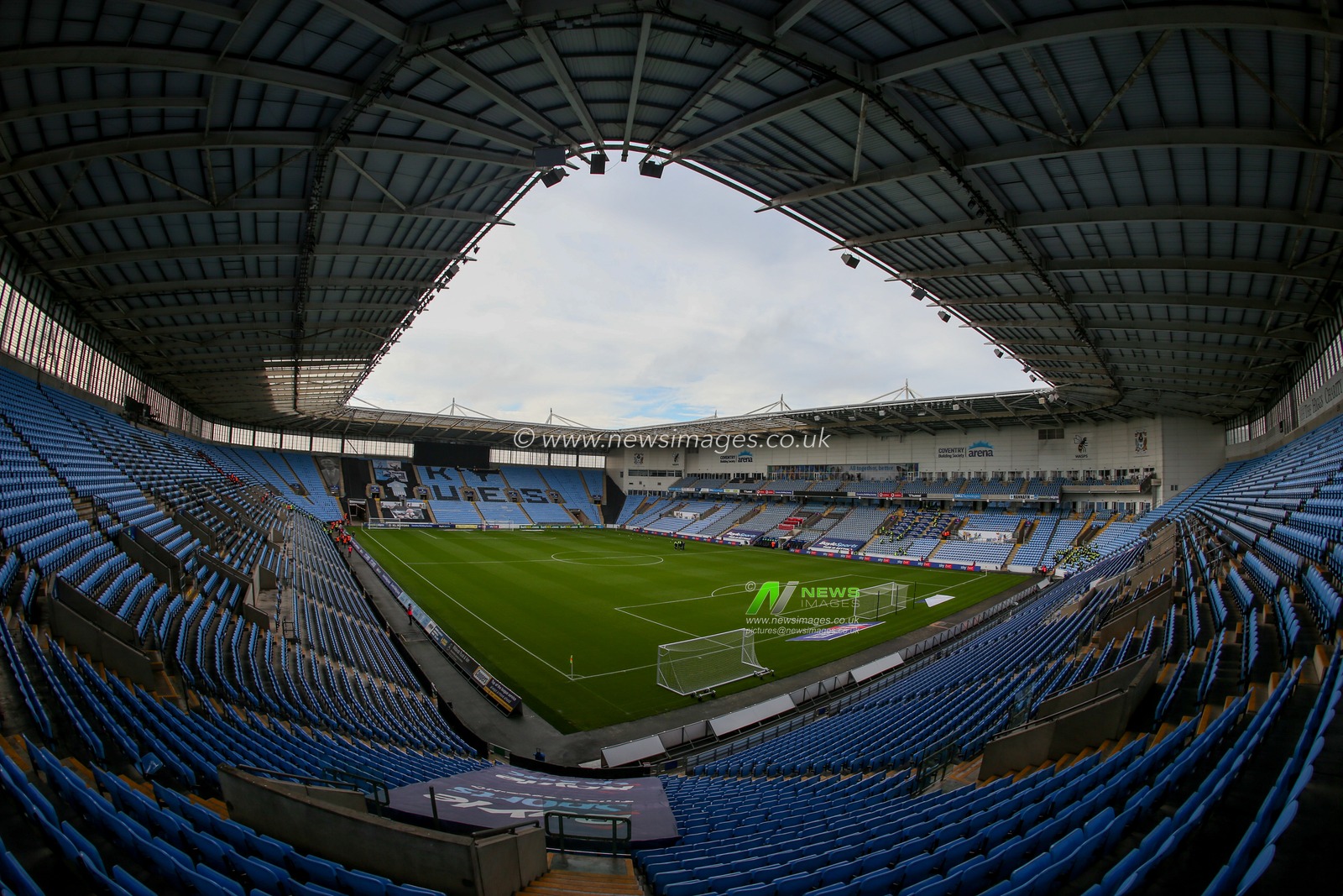 A general view of the stadium during the Sky Bet Championship match Coventry City vs Blackpool at Coventry Building Society Arena, Coventry, United Kingdom, 29th October 2022

(Photo by Arron Gent/News Images)