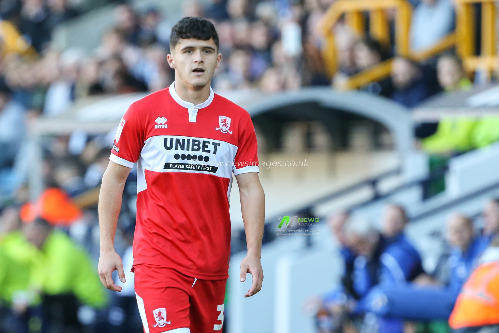 Ryan Giles #3 of Middlesbrough during the Sky Bet Championship match Millwall vs Middlesbrough at The Den, London, United Kingdom, 8th October 2022

(Photo by Arron Gent/News Images)