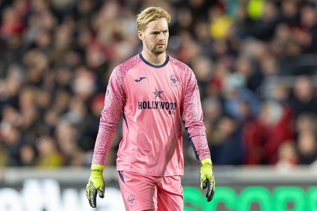 Caoimhín Kelleher of Brentford during the Premier League match Brentford vs Liverpool at The Gtech Community Stadium, London, United Kingdom, 25th October 2025

(Photo by Ian Stephen/News Images)