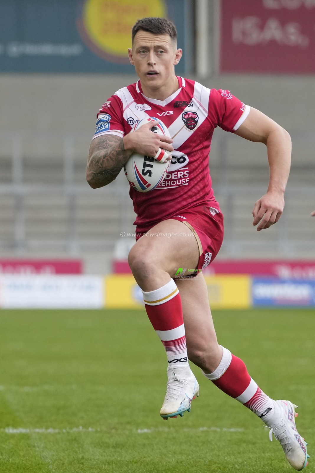 Deon Cross #28 of Salford Red Devils during the Betfred Super League Round 10 match Salford Red Devils vs Catalans Dragons at AJ Bell Stadium, Eccles, United Kingdom, 23rd April 2023

(Photo by Steve Flynn/News Images)