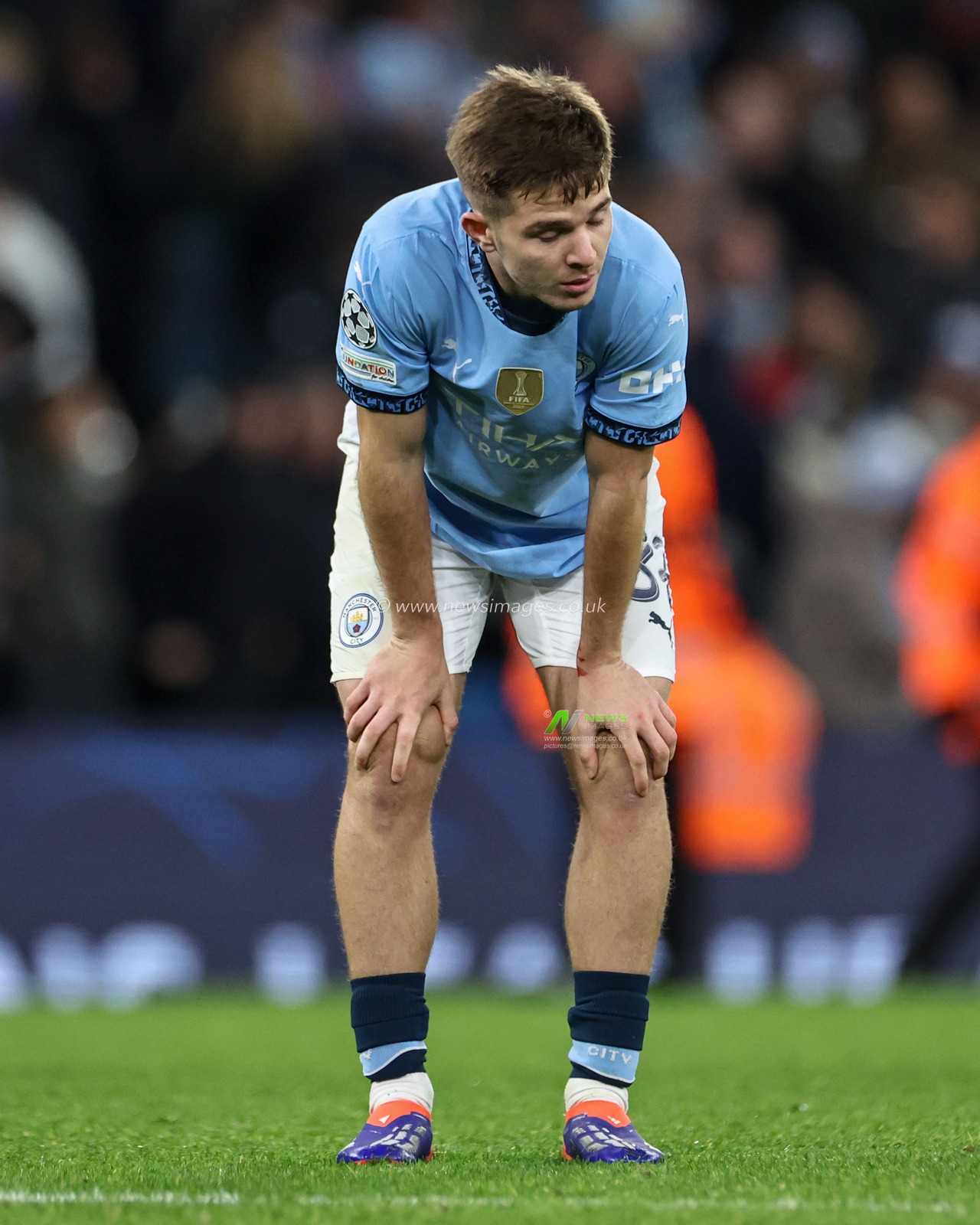 A dejected James McAtee of Manchester City after the final whistle during the UEFA Champions League match Manchester City vs Feyenoord at Etihad Stadium, Manchester, United Kingdom, 26th November 2024

(Photo by Mark Cosgrove/News Images)