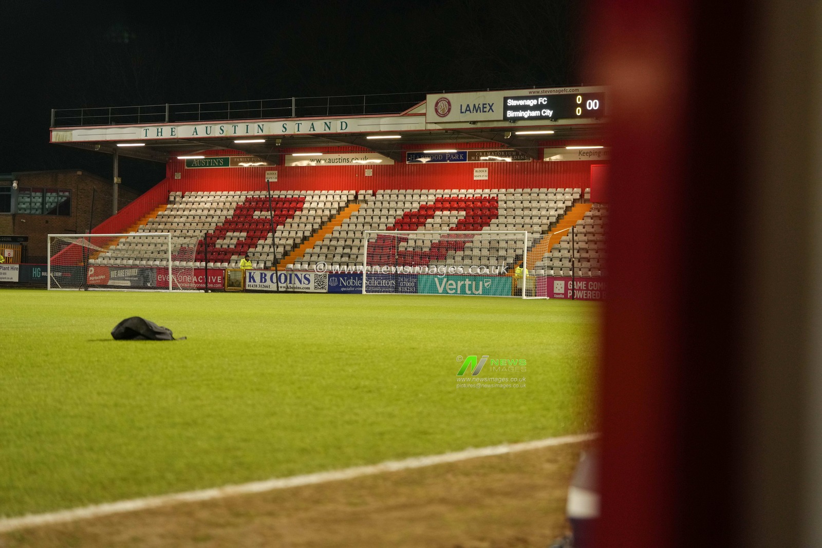 Bench view of Lamex stadium ahead of the Vertu Trophy Quarter Final match Stevenage vs Birmingham City at Lamex Stadium, Stevenage, United Kingdom, 4th February 2025

(Photo by Harvey Murphy/News Images)