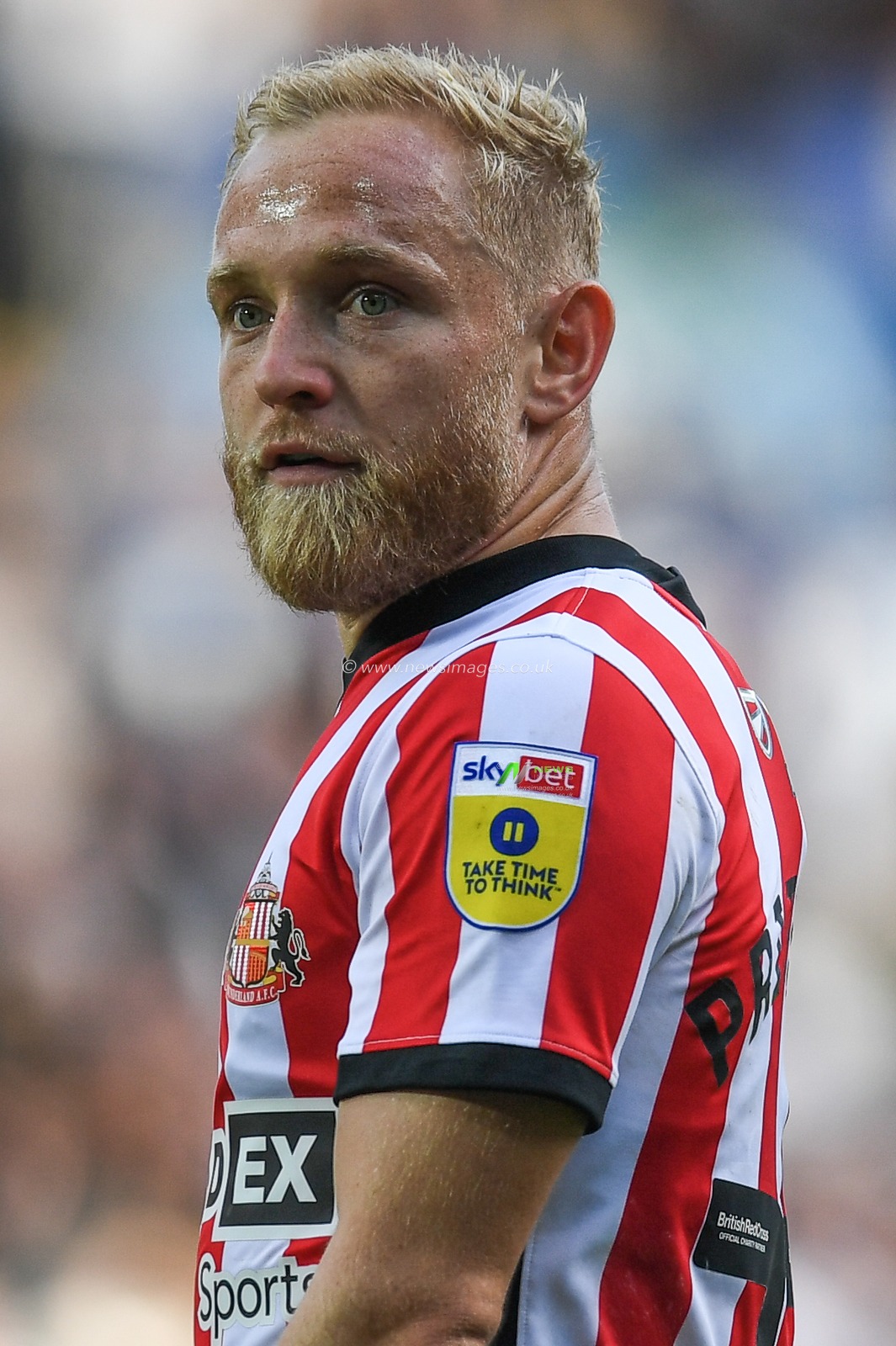 Alex Pritchard #21 of Sunderland during the Sky Bet Championship match Swansea City vs Sunderland at Swansea.com Stadium, Swansea, United Kingdom, 8th October 2022

(Photo by Mike Jones/News Images)