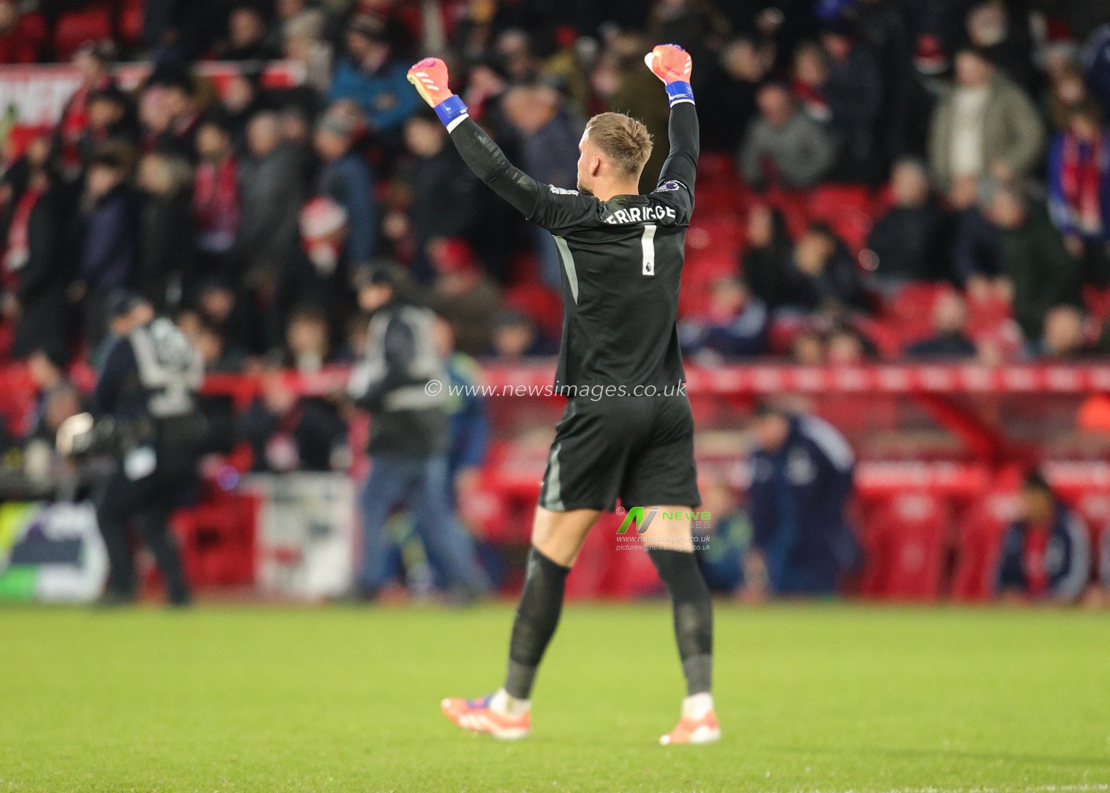 Brighton & Hove Albion goalkeeper Bart Verbruggen celebrates during the Premier League match Nottingham Forest vs Brighton and Hove Albion at City Ground, Nottingham, United Kingdom, 30th November 2025

(Photo by Richard Bierton/News Images)

*** GER AUT SUI OUT ***