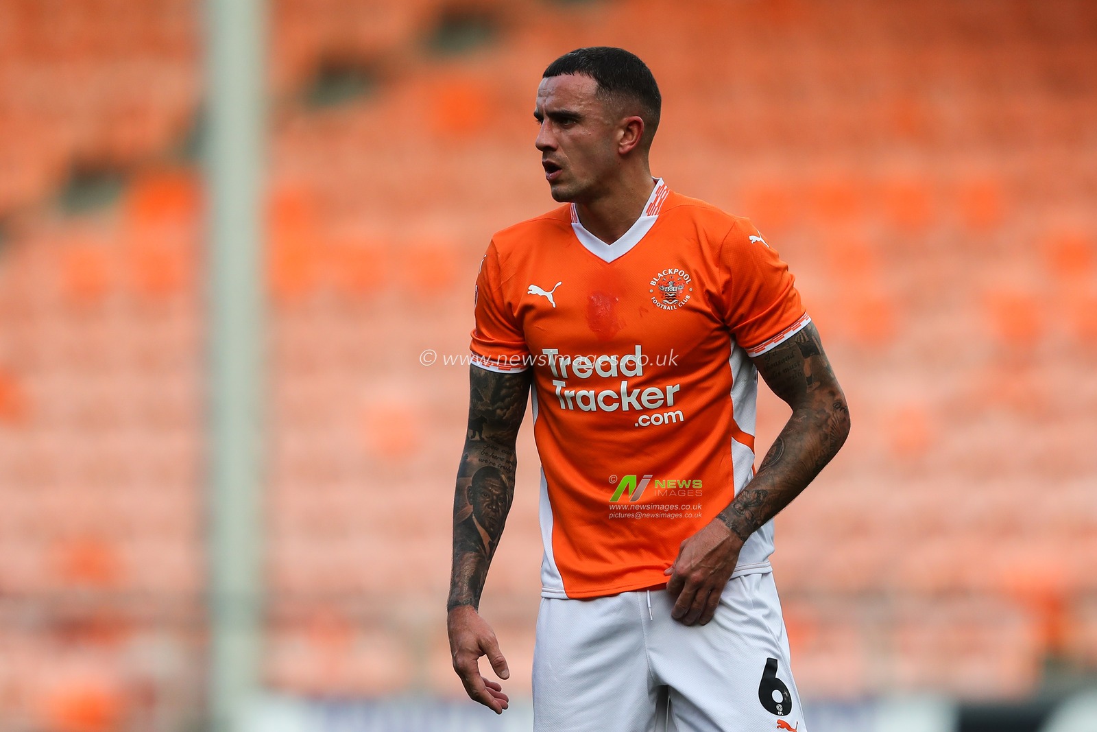Oliver Norburn of Blackpool during the Emirates FA Cup 2nd Round match Blackpool vs Birmingham City at Bloomfield Road, Blackpool, United Kingdom, 1st December 2024

(Photo by Gareth Evans/News Images)