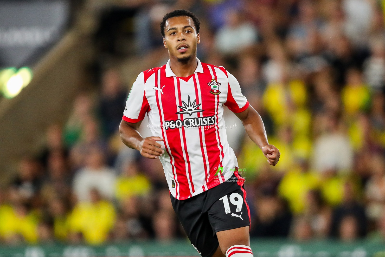 Cameron Archer of Southampton in action during the Carabao Cup match Norwich City vs Southampton at Carrow Road, Norwich, United Kingdom, 26th August 2025

(Photo by Izzy Poles/News Images)