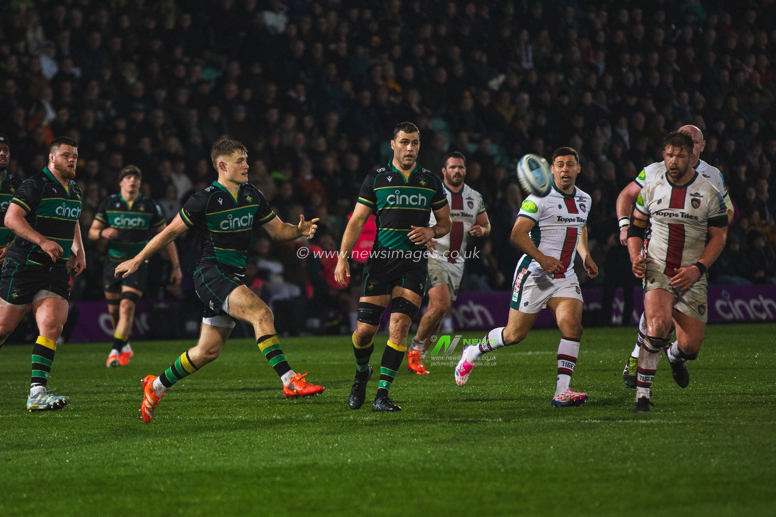Finn Smith puts in a cross field kick during the Gallagher Premiership match Northampton Saints vs Leicester Tigers at Cinch Stadium at Franklin's Gardens, Northampton, United Kingdom, 21st March 2025

(Photo by Craig Evans/News Images)